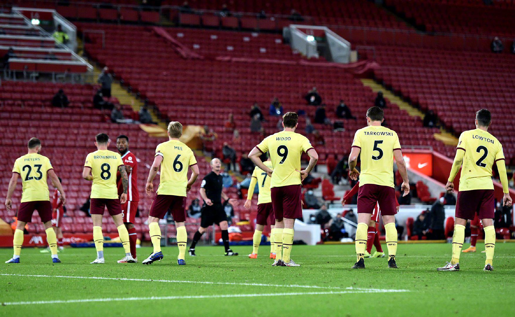 埃姆雷-詹点射拜尔建功 多特淘汰里尔将战巴萨